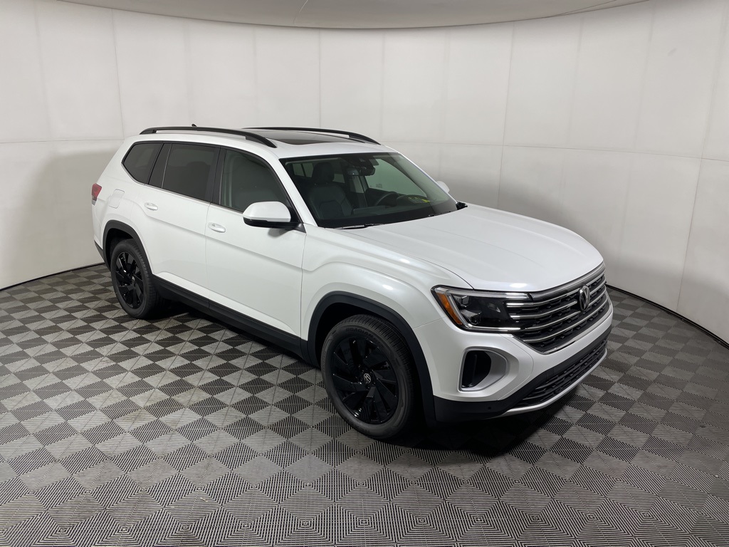 2026 Volkswagen Atlas SE w/Tech's photo