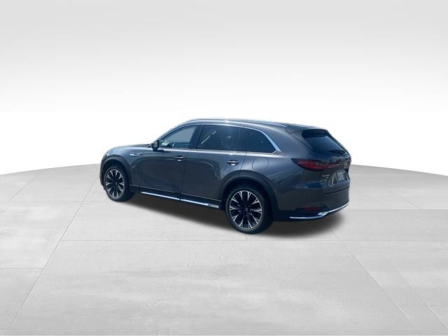 2024 Mazda CX-90 Premium photo 2