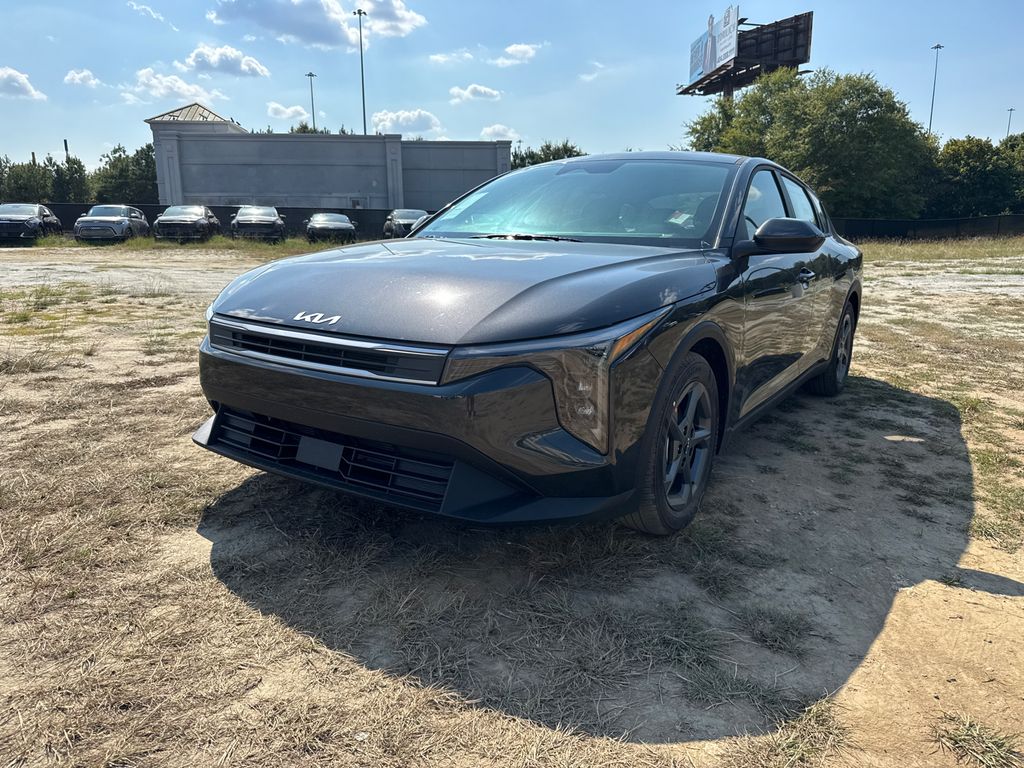 2025 Kia K4 LXS photo 7