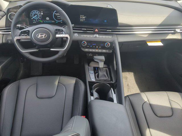 2025 Hyundai Elantra Hybrid Limited photo 14