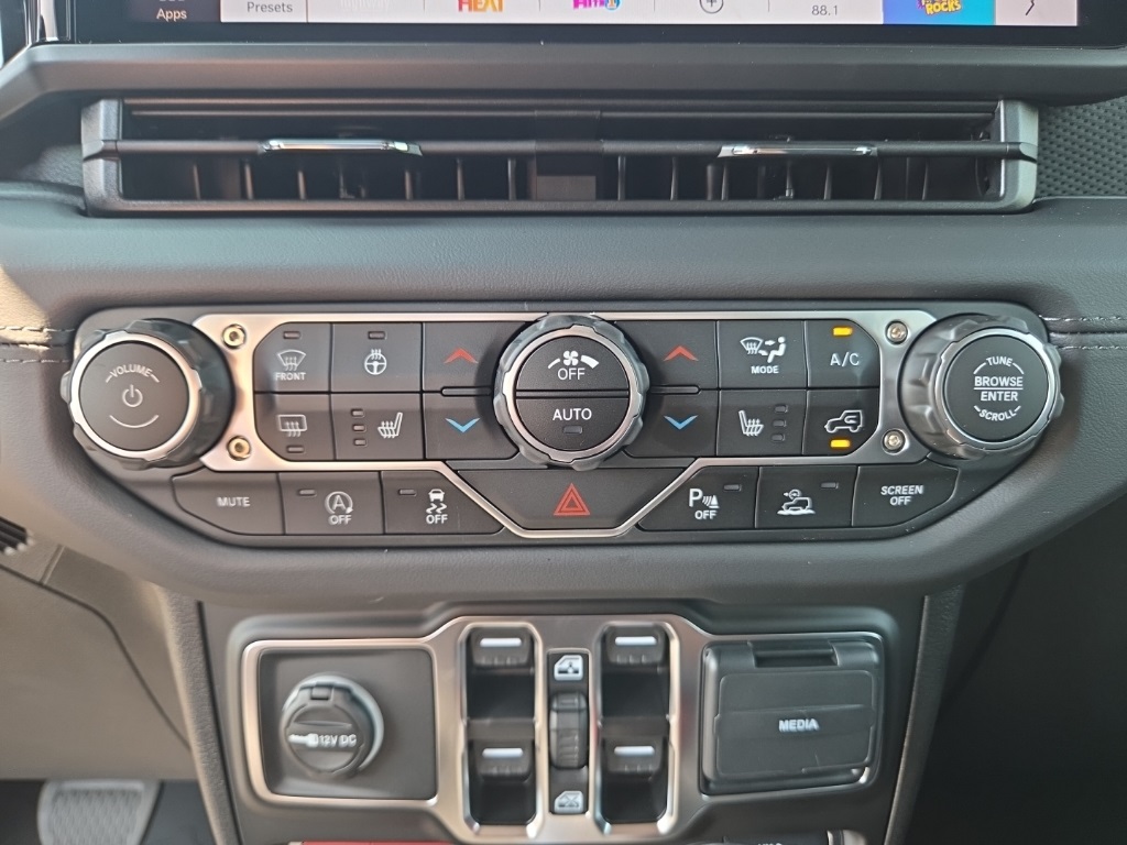 2025 Jeep Gladiator Rubicon photo 20