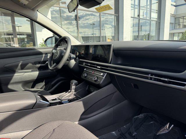 2025 Hyundai Tucson SE photo 23