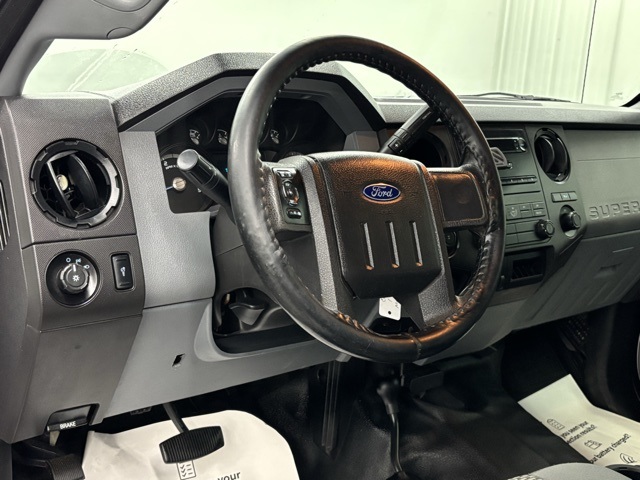2015 Ford F-250 XL photo 11