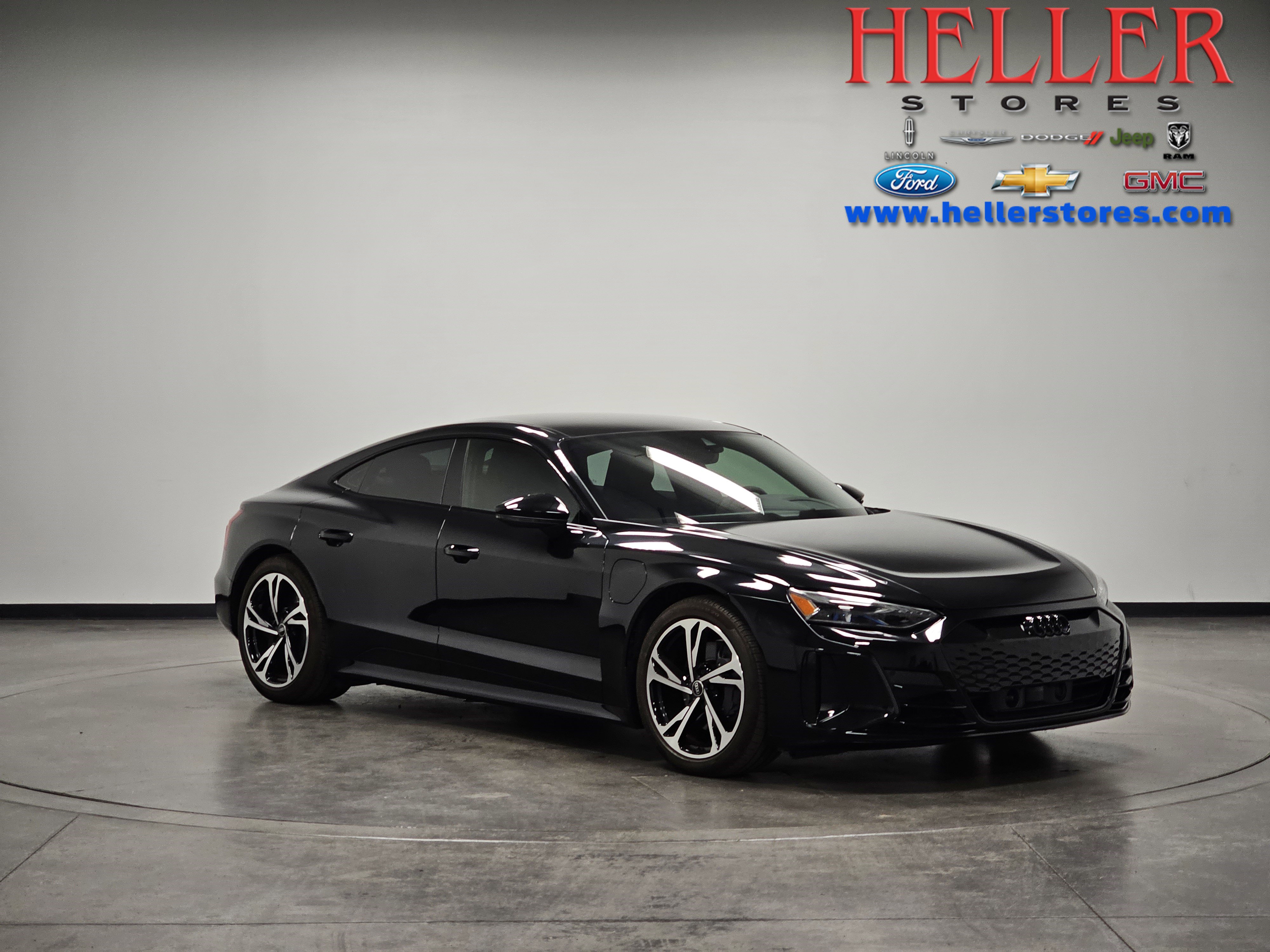 2023 Audi e-tron GT Premium Plus's photo