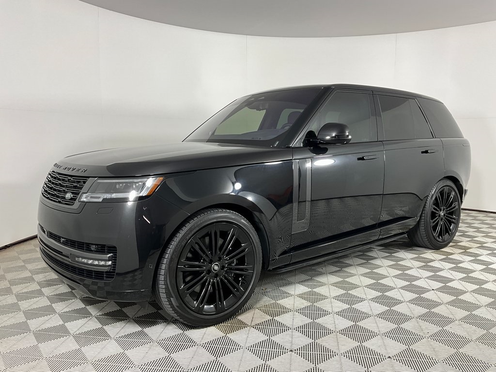 2023 Land Rover Range Rover SE's photo