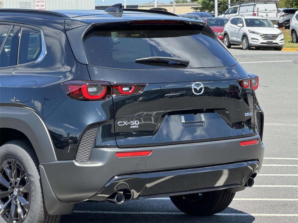 2025 Mazda CX-50 Premium photo 11