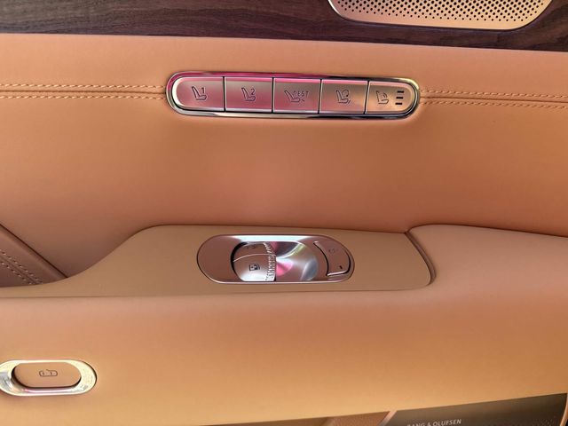 2026 Genesis G90 3.5T E-Supercharger photo 12
