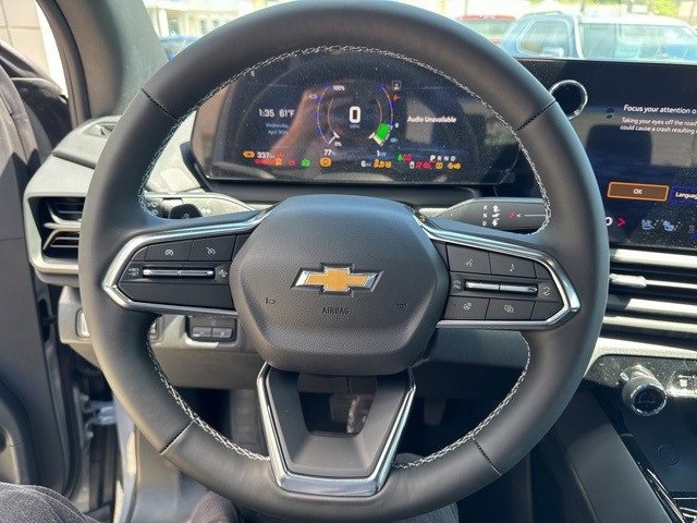 2025 Chevrolet Silverado EV LT photo 17