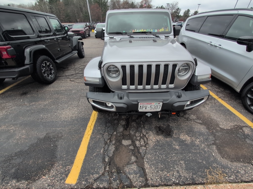 2019 Jeep Wrangler Unlimited Sahara photo 3