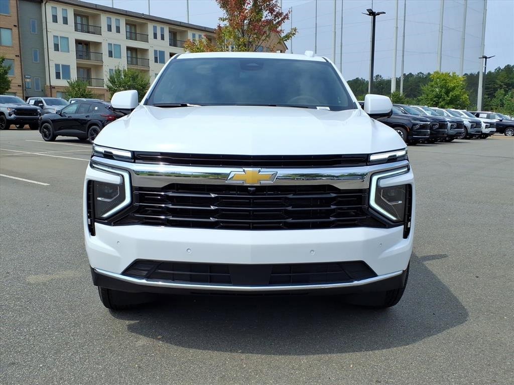 2025 Chevrolet Suburban LS photo 21