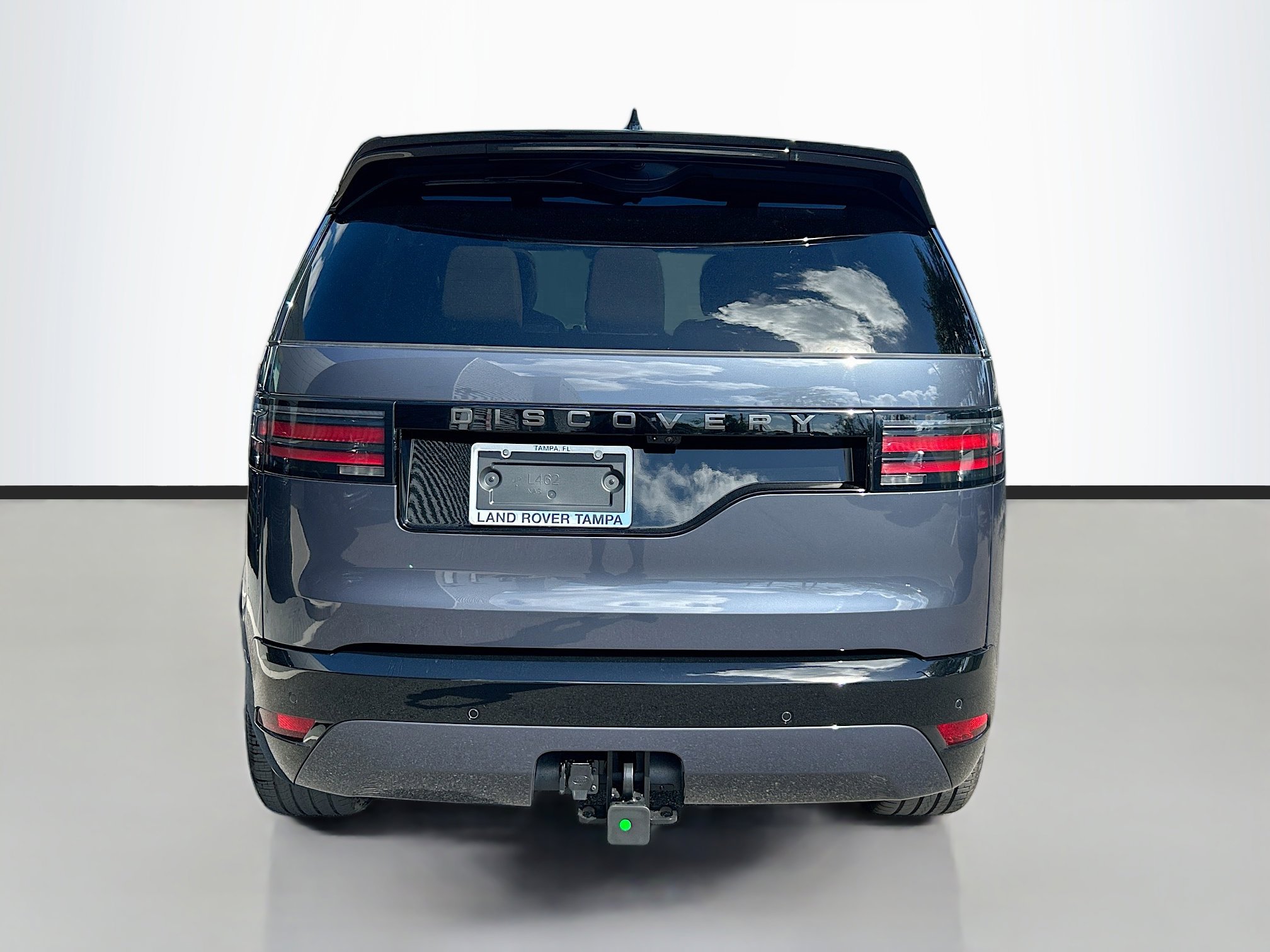 2026 Land Rover Discovery SE photo 4