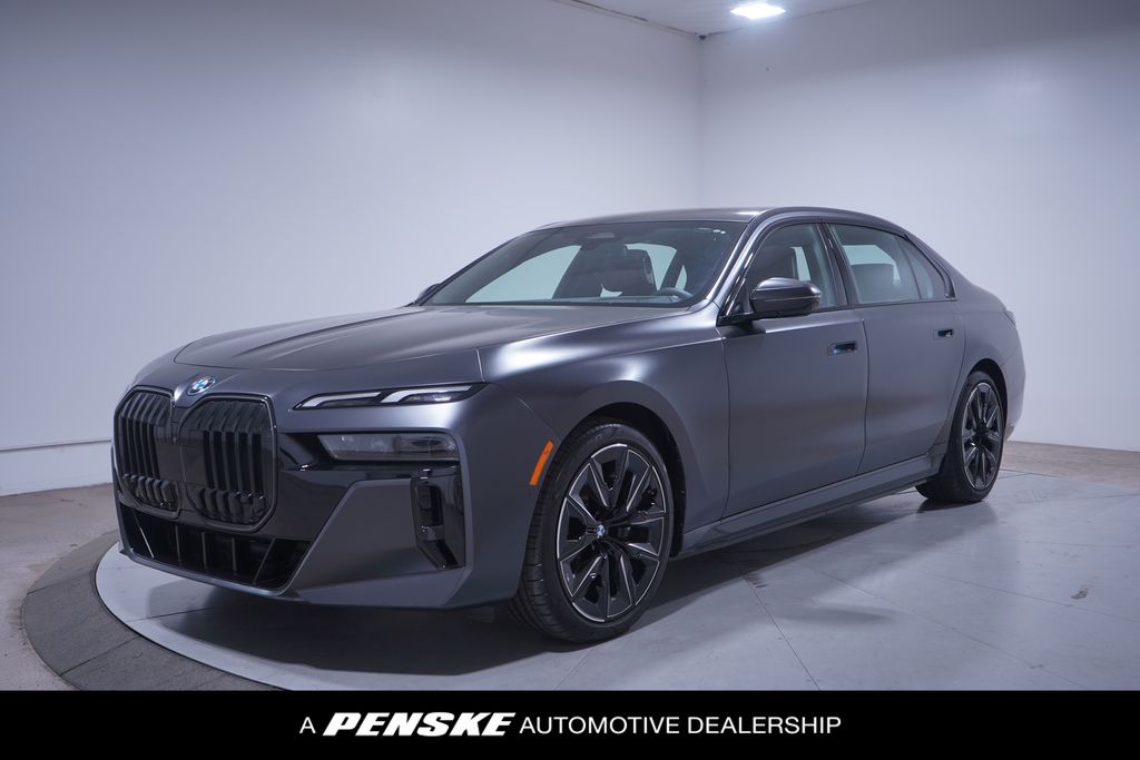 2025 BMW i7 50's photo