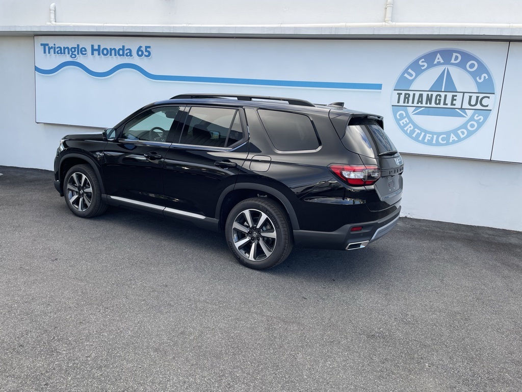 2025 Honda Pilot Touring photo 3