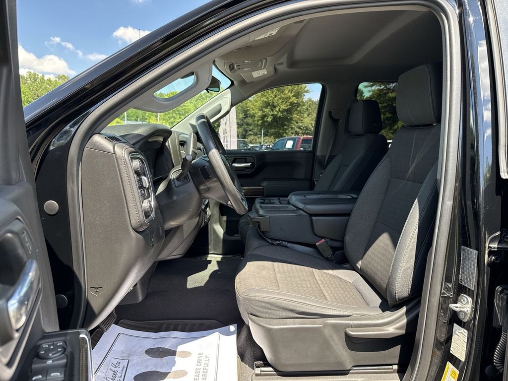 2019 Chevrolet Silverado 1500 LT photo 11