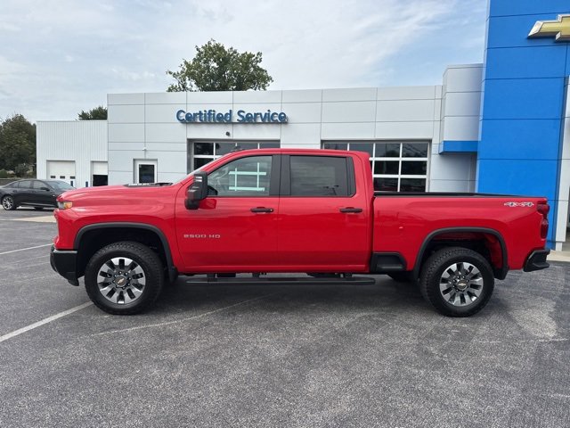 2026 Chevrolet Silverado 2500HD Custom photo 5