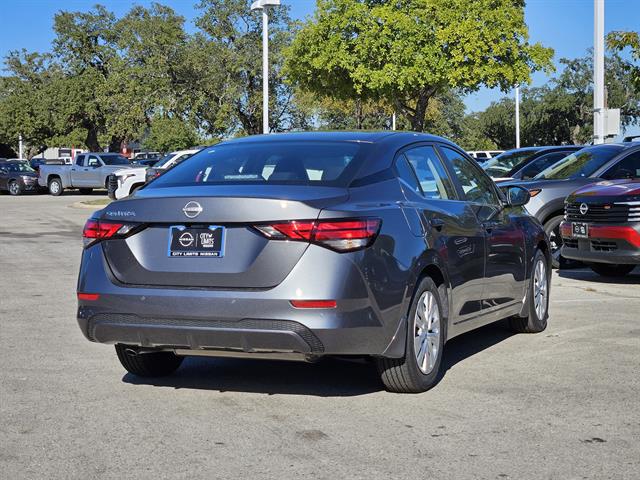 2025 Nissan Sentra S photo 4