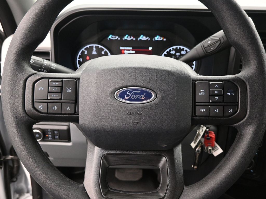 2025 Ford F-350 Super Duty XLT