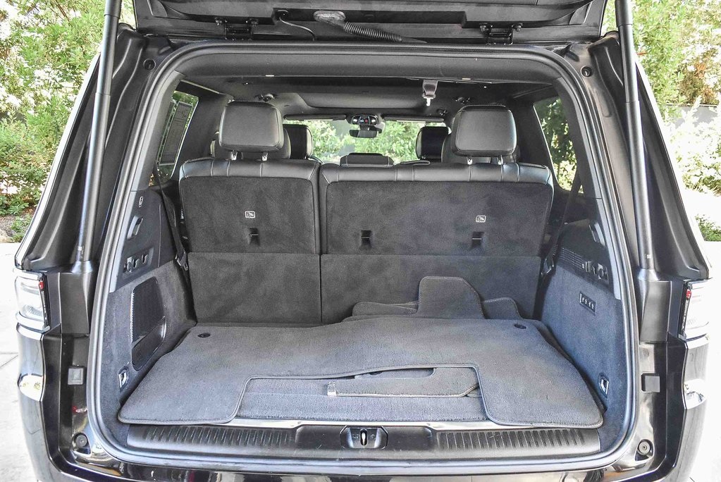 2022 Jeep Grand Wagoneer I photo 23