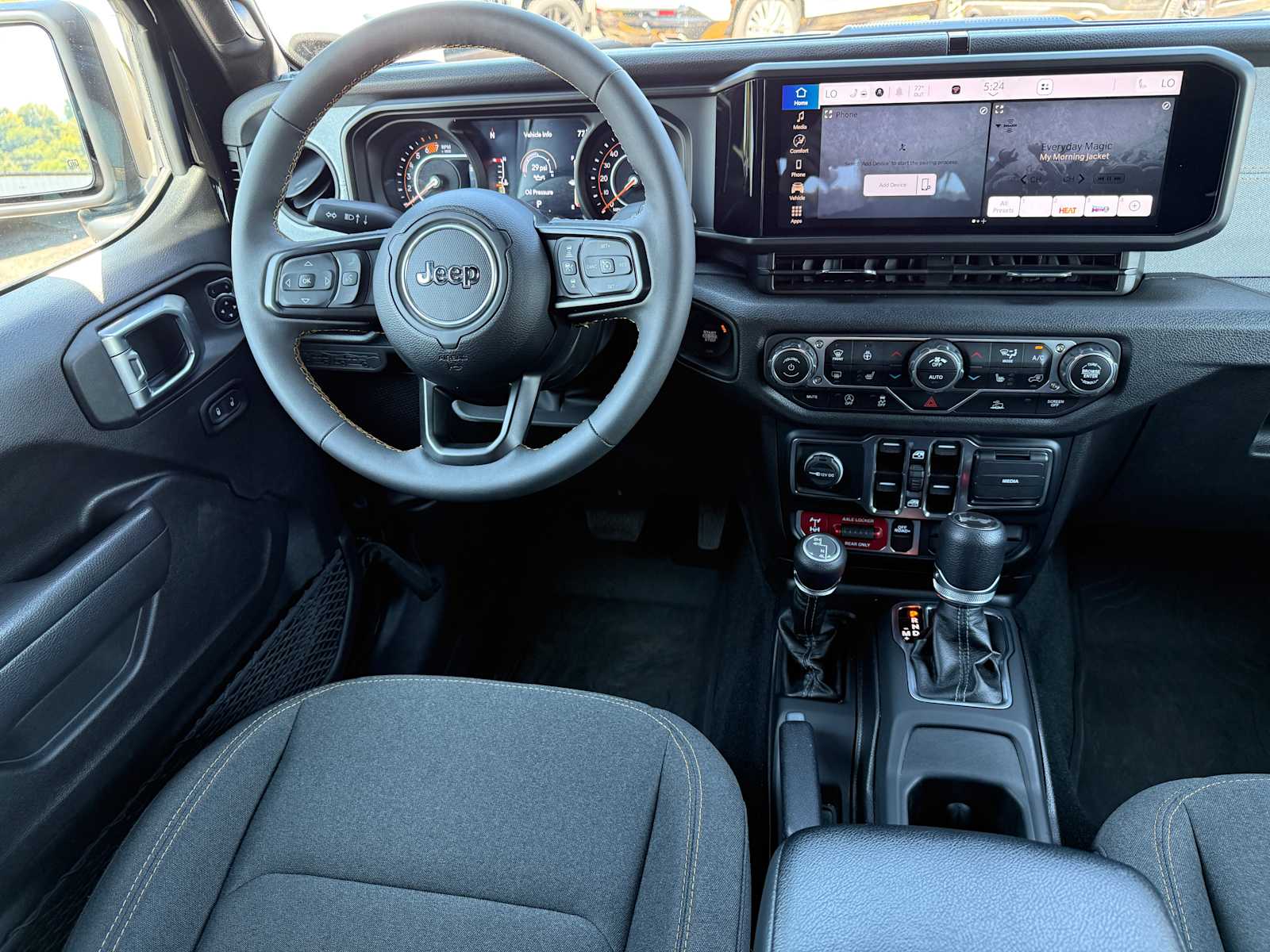 2024 Jeep Wrangler Willys photo 19
