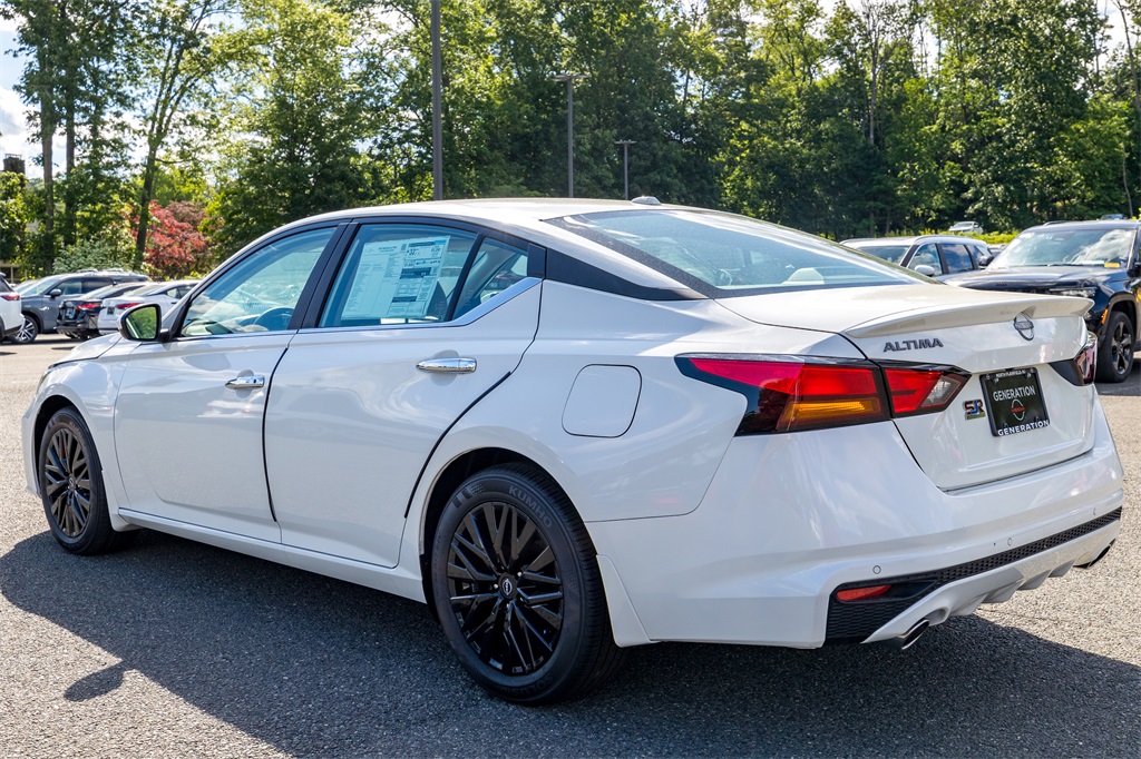 2025 Nissan Altima SV Special Edition photo 7