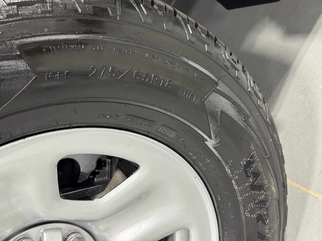 2025 Ram 1500 Tradesman photo 9