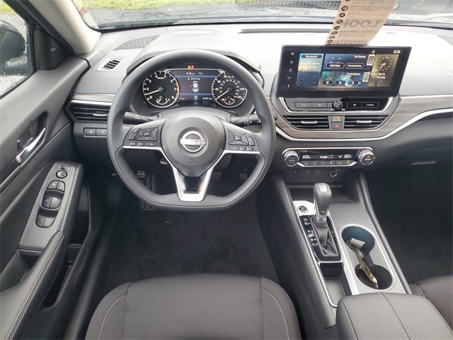 2025 Nissan Altima SV Special Edition photo 23
