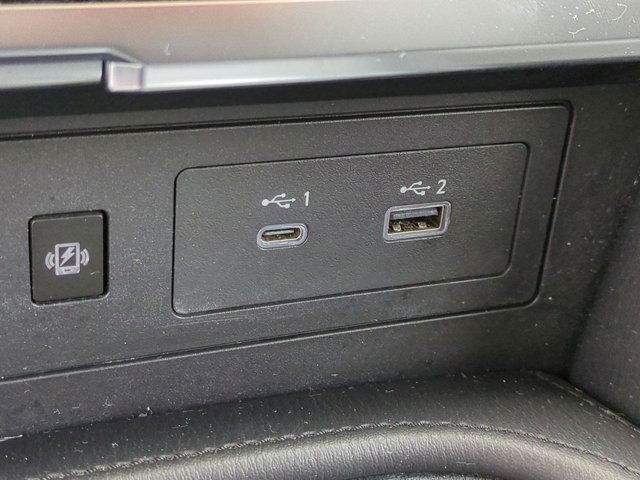 2023 Nissan Armada SV photo 17
