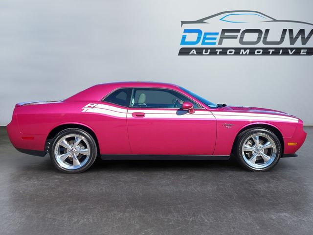 2010 Dodge Challenger R/T Classic photo 2