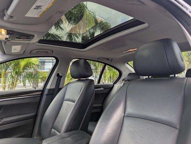 2015 Bmw 535i xDrive Sedan photo 11