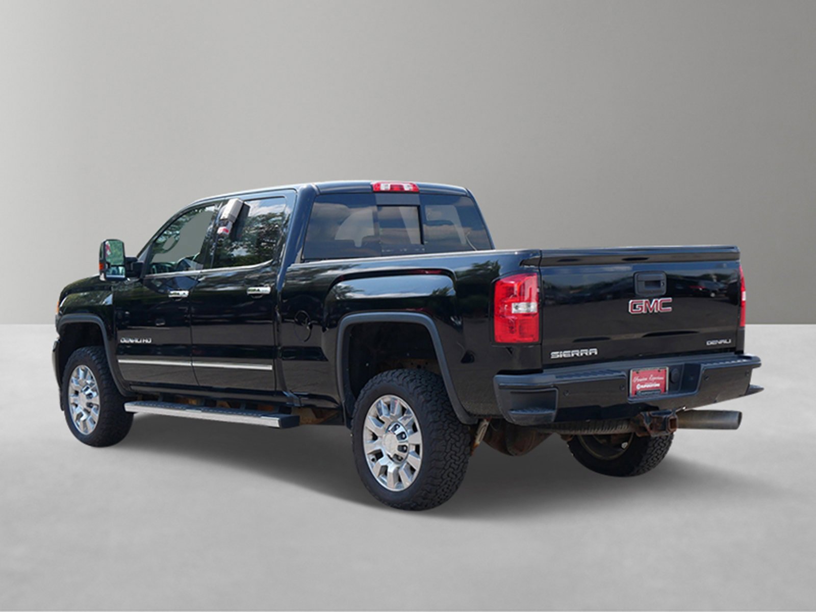 2017 Gmc Sierra 2500 HD Denali photo 3
