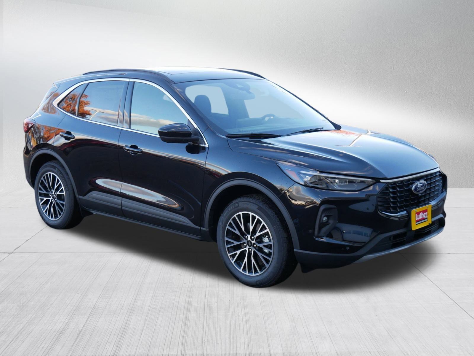 2025 Ford Escape PHEV's photo