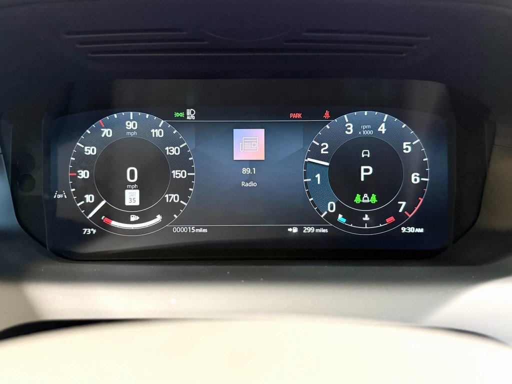 2025 Land Rover Discovery Sport S photo 9