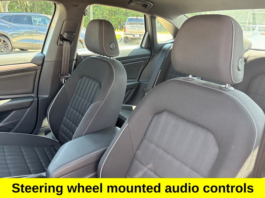 2022 Volkswagen Jetta 1.5T Sport photo 11