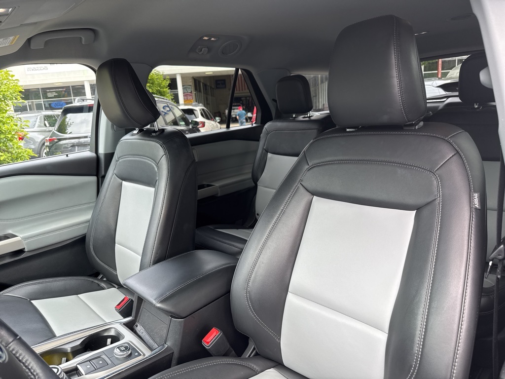2022 Ford Explorer XLT photo 15