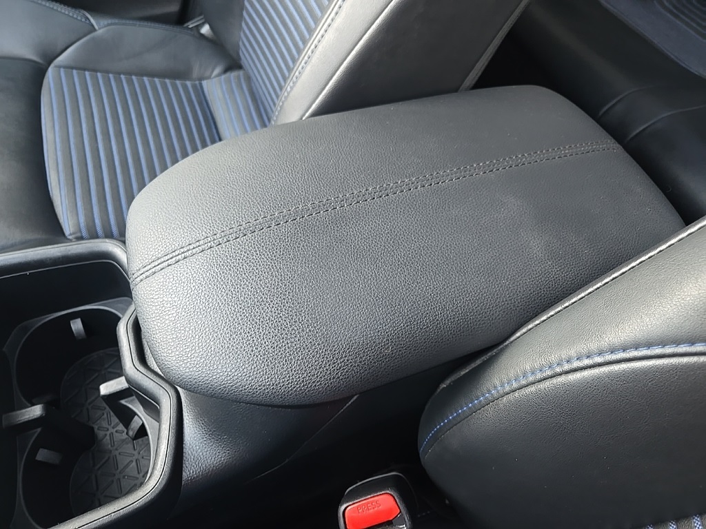 2022 Toyota RAV4 Hybrid XSE photo 62