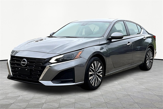 2023 Nissan Altima 2.5 SV photo 3