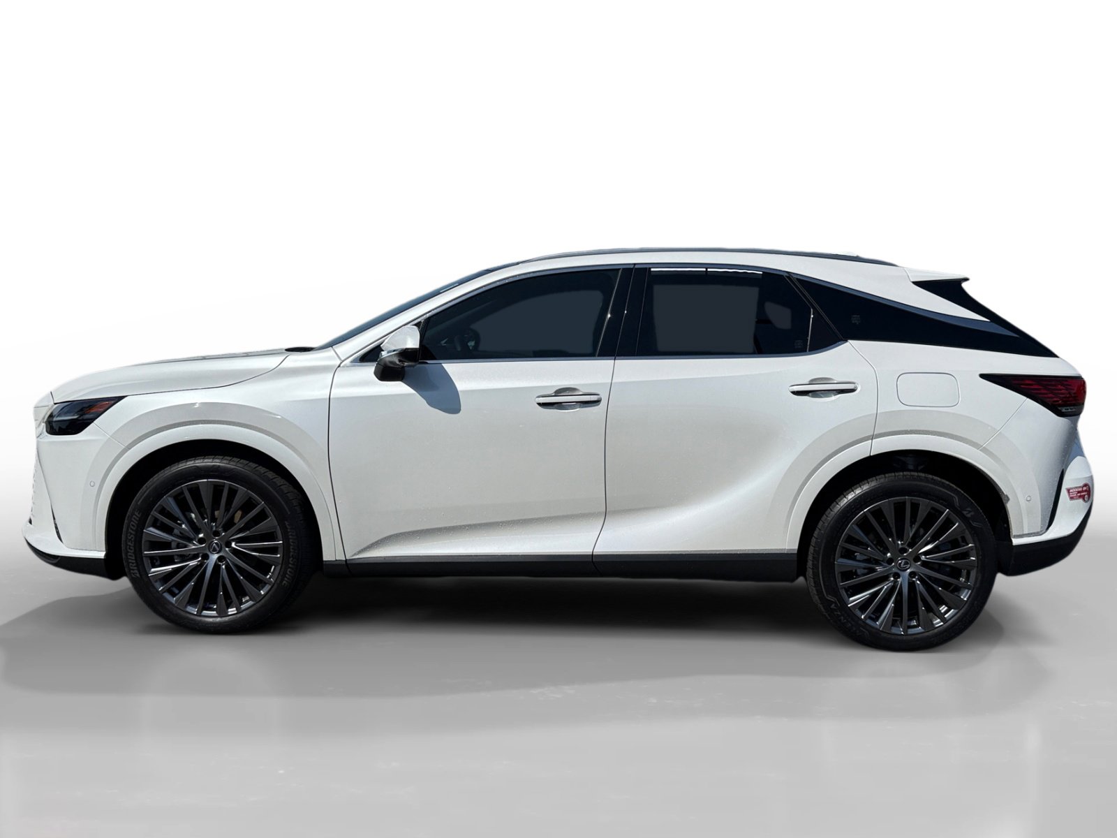 2024 Lexus RX 450h+ Luxury photo 2
