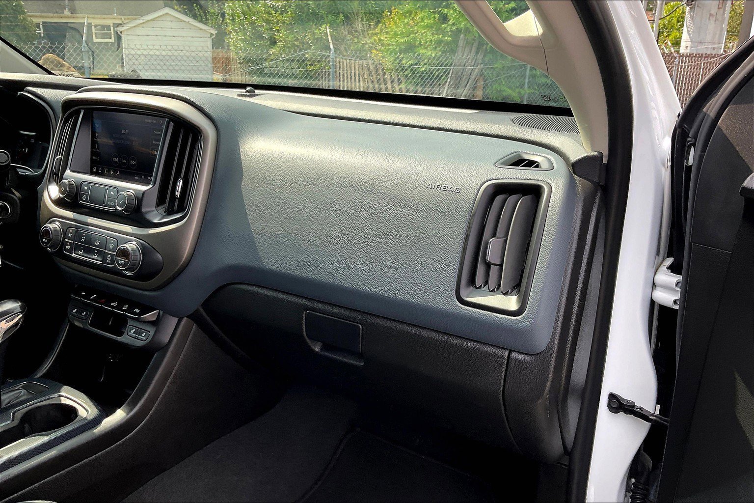 2022 Chevrolet Colorado Z71 photo 14
