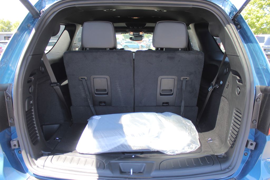 2025 Dodge Durango R/T Plus photo 11