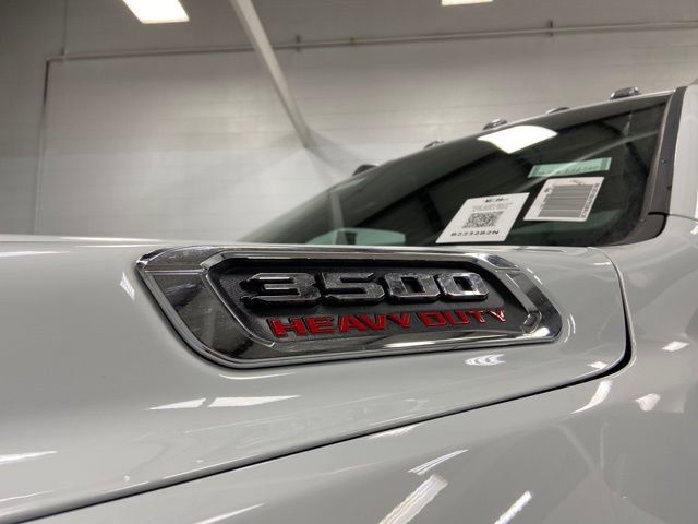 2024 Ram 3500 Tradesman photo 29