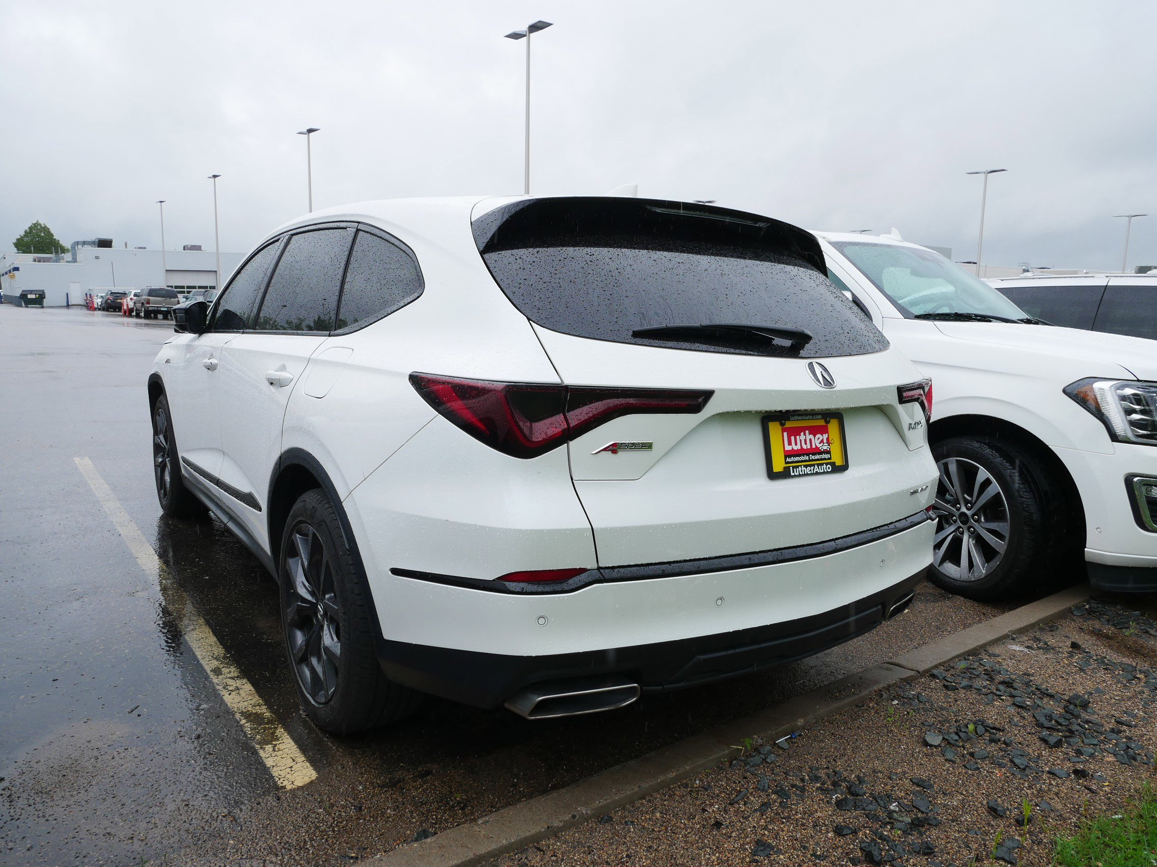 2022 Acura MDX A-Spec photo 4