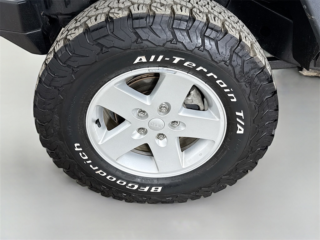 2016 Jeep Wrangler Unlimited Sport photo 25