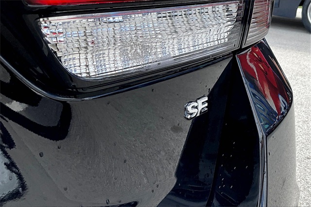 2022 Mitsubishi Outlander Sport SE photo 4