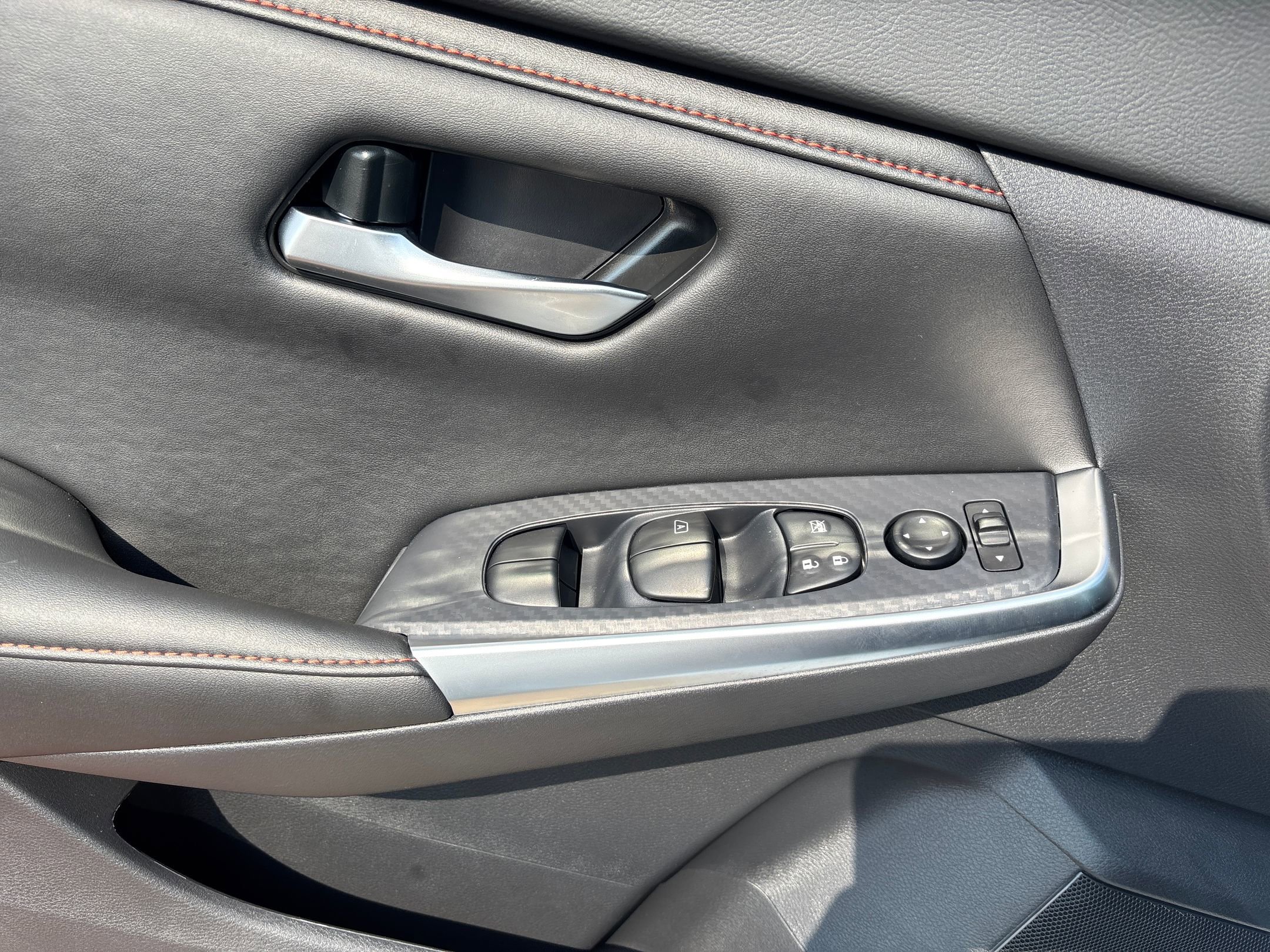 2025 Nissan Sentra SR photo 20