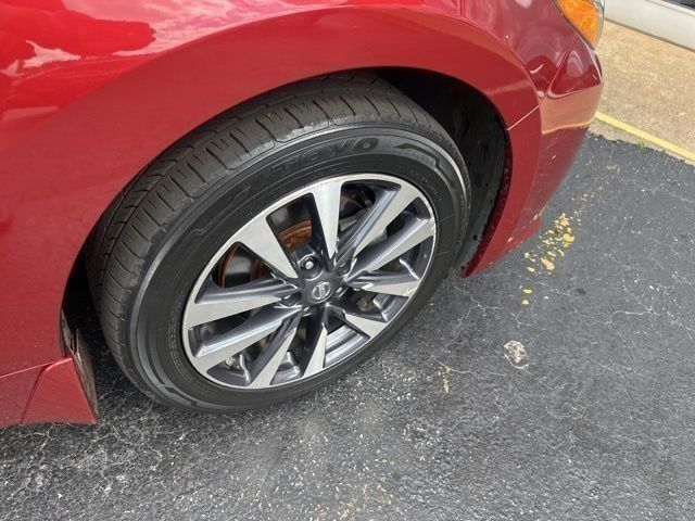 2016 Nissan Altima 2.5 SV photo 22