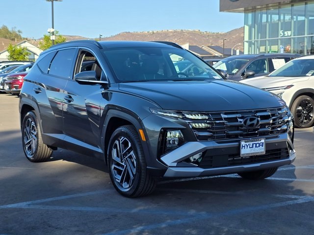 2026 Hyundai Tucson Hybrid Limited photo 4