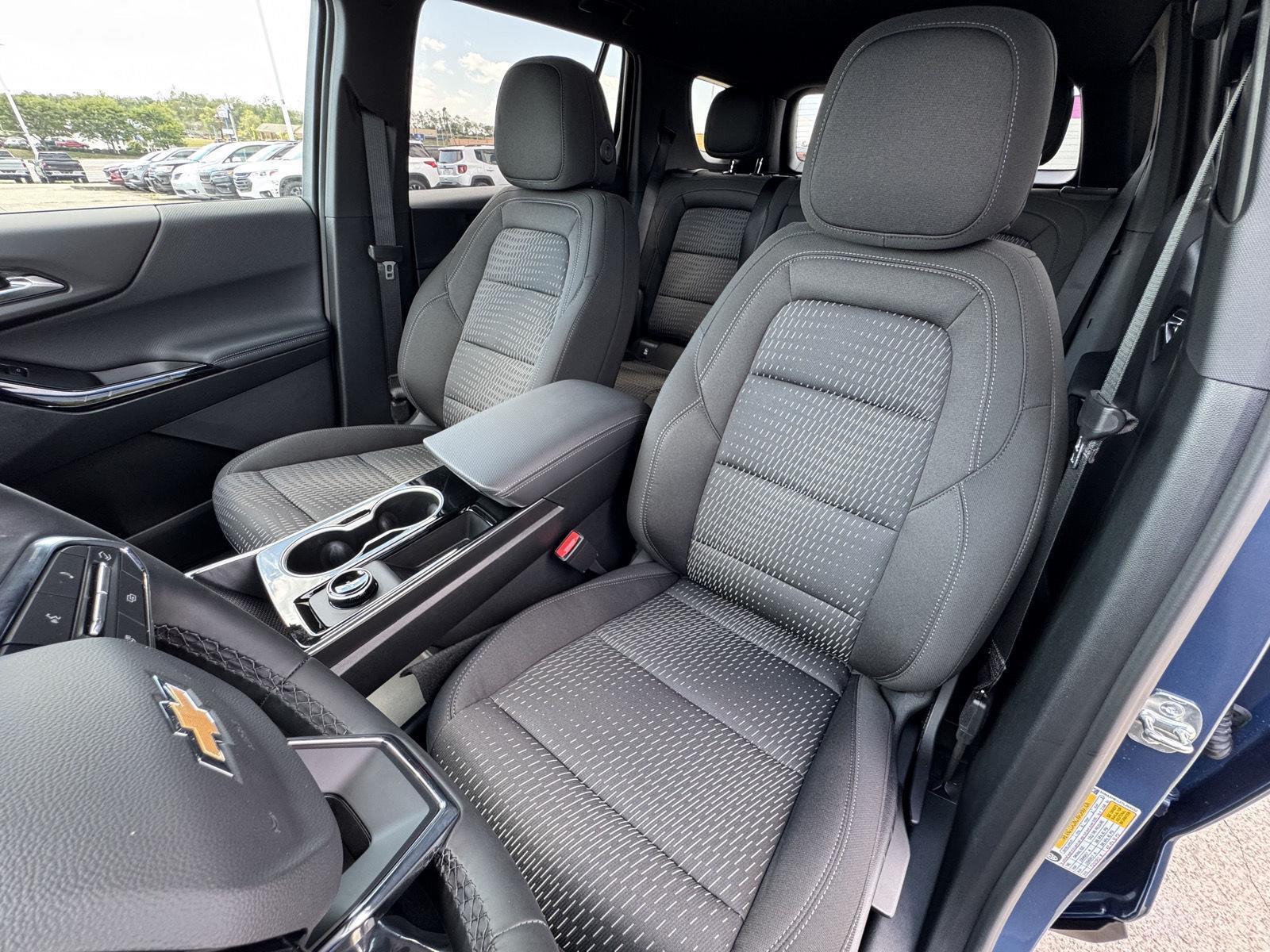 2026 Chevrolet Equinox LT photo 25