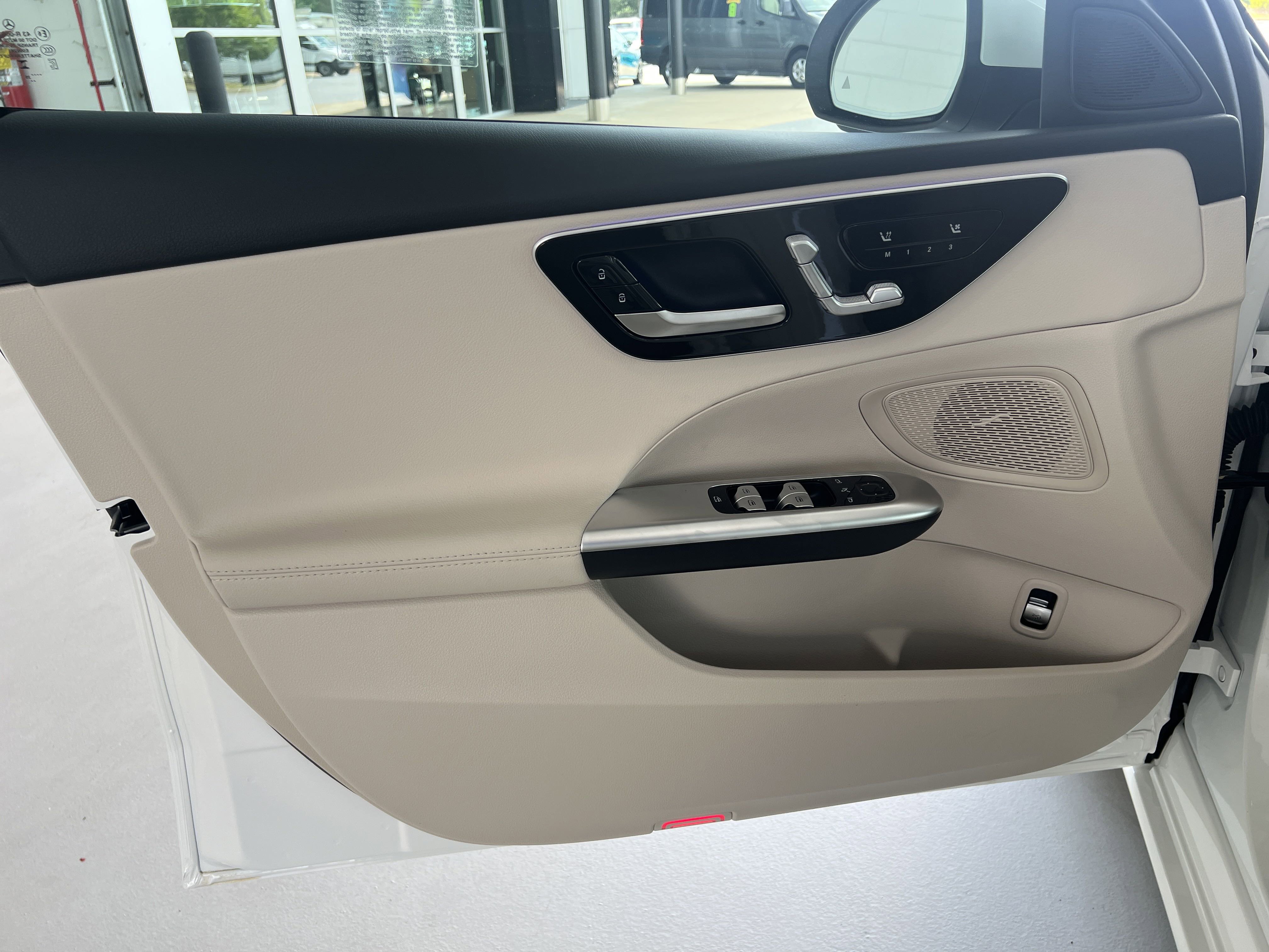 2025 Mercedes Benz C 300 photo 13