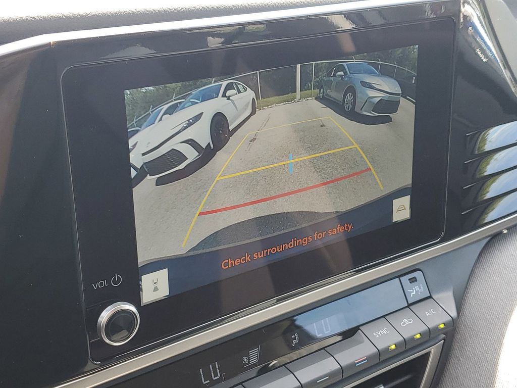 2025 Toyota Camry LE photo 21