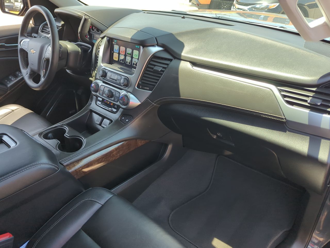2020 Chevrolet Tahoe LT photo 27